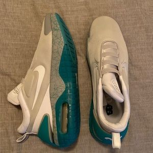 Air max running shoes men size 12
